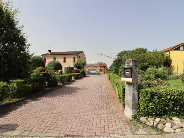 Villa Indipendente in vendita a San Giorgio Bigarello, Mottella