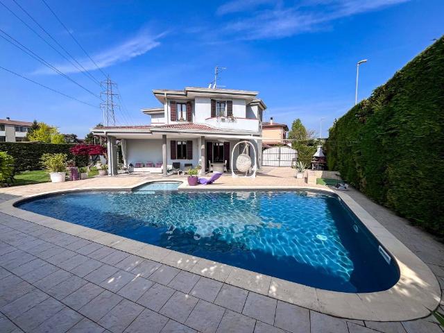 Villa Indipendente in vendita a San Giorgio Bigarello, Mottella