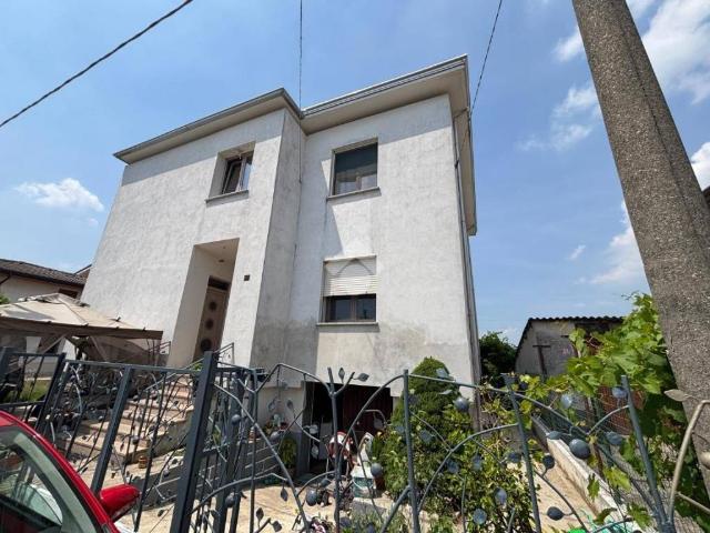 Villa Indipendente in vendita a San Giorgio Bigarello, Mottella