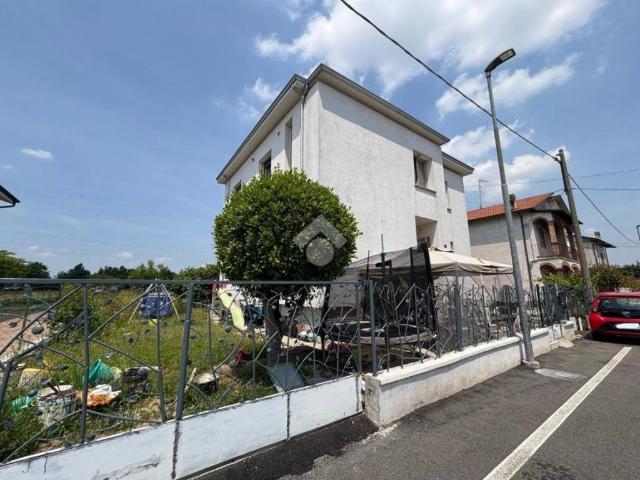 Villa Indipendente in vendita a San Giorgio Bigarello, Mottella