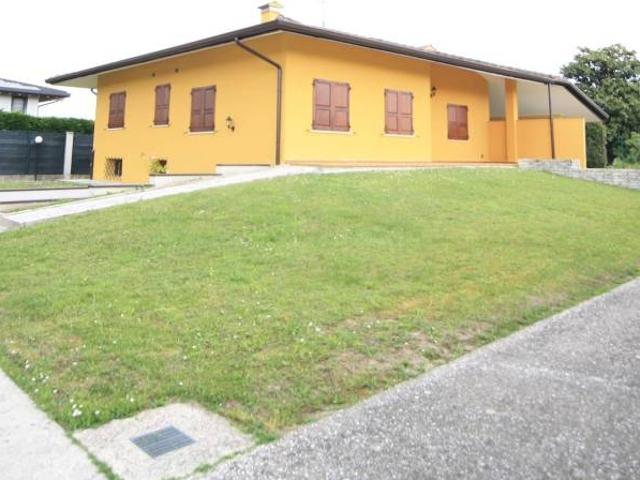 Villa Indipendente in vendita a San Giorgio Della Richinvelda, Friuli-Venezia Giulia