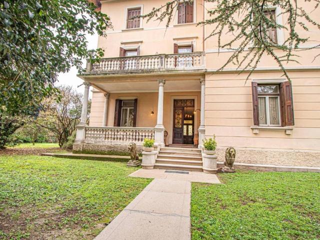 Villa Indipendente in vendita a San Giorgio Della Richinvelda, Friuli-Venezia Giulia