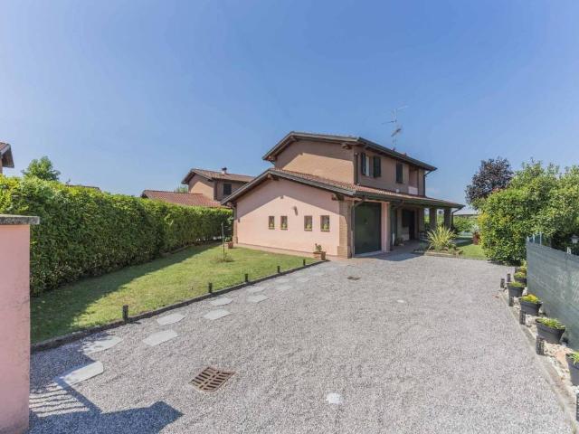 Villa Indipendente in vendita a Unione Reno Galliera, San Giorgio Di Piano