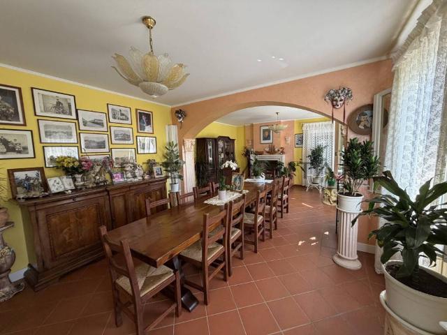 Villa Indipendente in vendita a San Giorgio In Bosco, Veneto