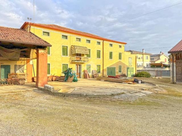 Villa Indipendente in vendita a San Giorgio In Bosco, Veneto