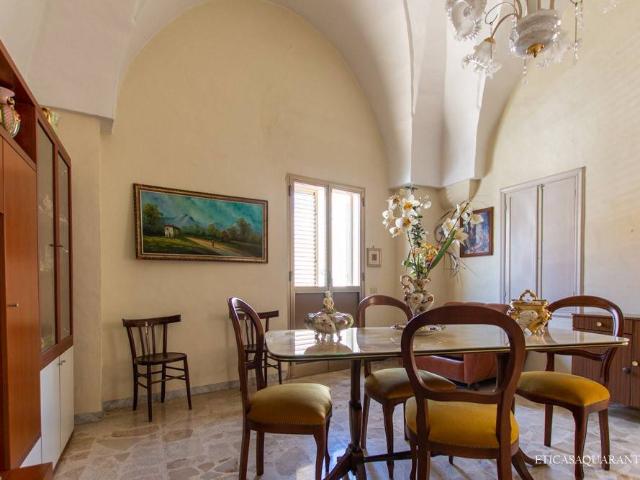 Villa Indipendente in vendita a San Giorgio Jonico, Taranto