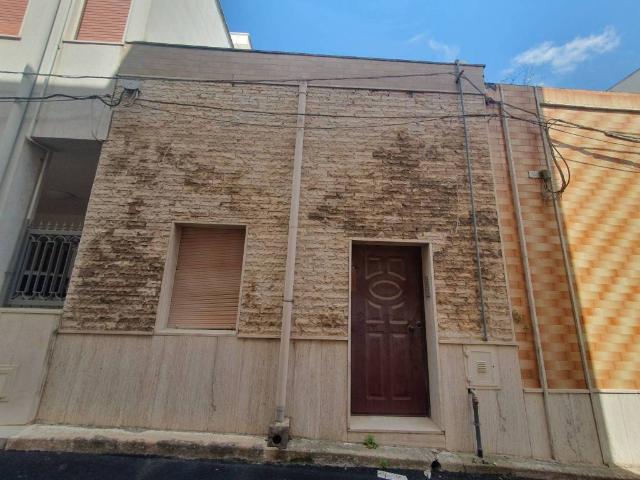 Villa Indipendente in vendita a San Giorgio Jonico, Taranto