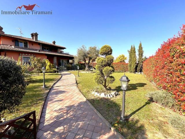 Villa Indipendente in vendita a San Giorgio Piacentino, Reggio Emilia