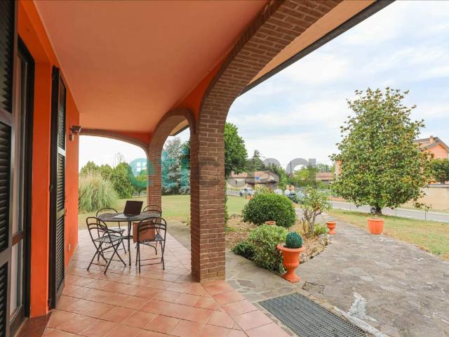 Villa Indipendente in vendita a San Giorgio Piacentino, Reggio Emilia