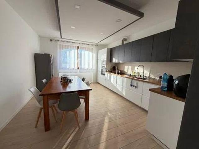 Villa Indipendente in vendita a Viustino, San Giorgio Piacentino