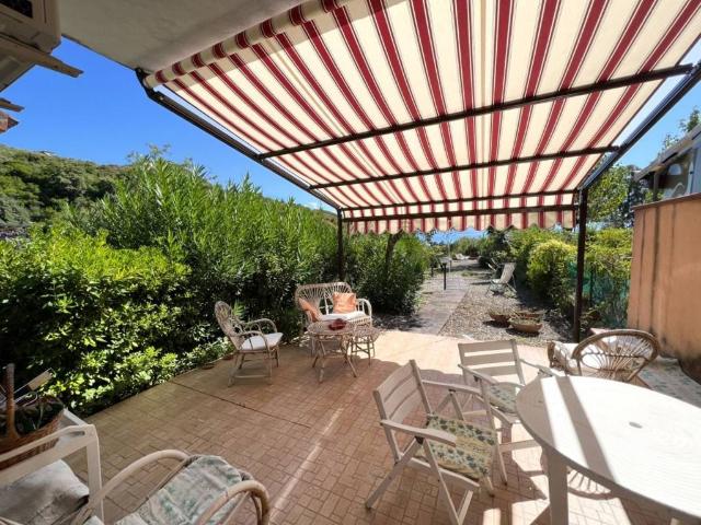 Villa Indipendente in vendita a Bosco, San Giovanni A Piro