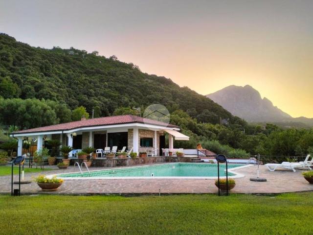 Villa Indipendente in vendita a San Giovanni A Piro, Campania