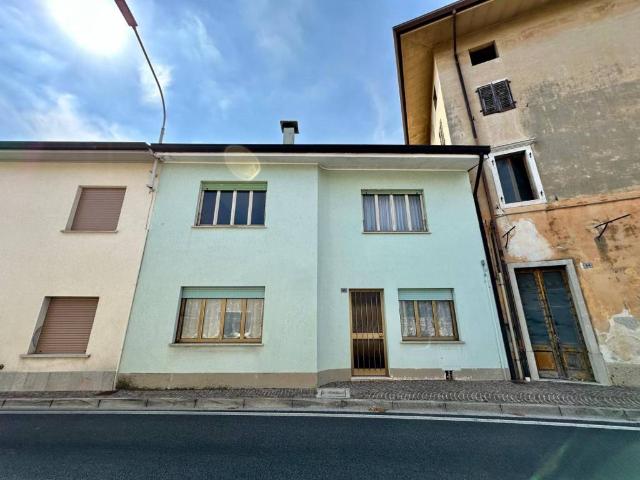 Villa Indipendente in vendita a San Giovanni Al Natisone, Friuli-Venezia Giulia