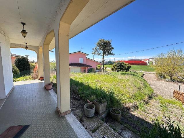 Villa Indipendente in vendita a Unione dei comuni Isola Mantovana, San Giovanni Del Dosso