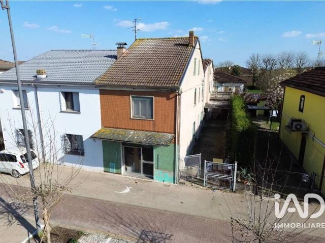 Villa Indipendente in vendita a Unione dei comuni Isola Mantovana, San Giovanni Del Dosso