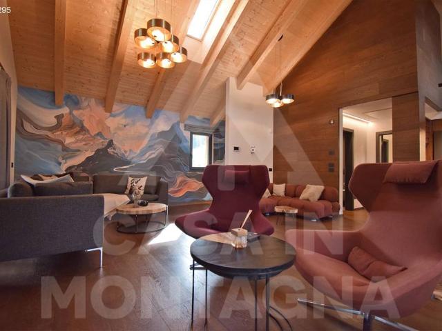 Villa Indipendente in vendita a Comun General de Fascia, Vigo Di Fassa