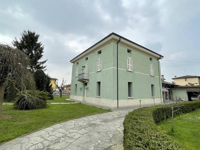 Villa Indipendente in vendita a San Giovanni In Croce, Lombardia