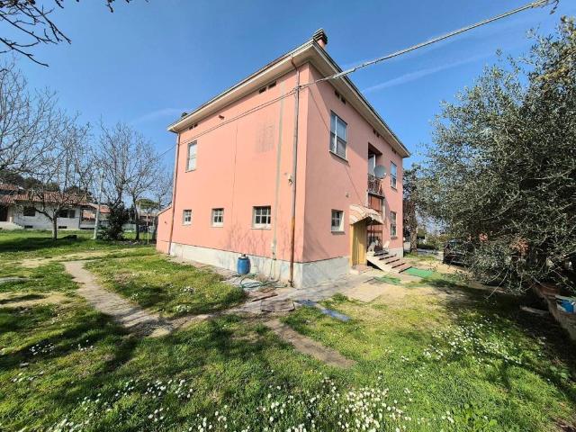 Villa Indipendente in vendita a San Giovanni In Marignano, Reggio Emilia
