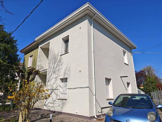 Villa Indipendente in vendita a San Giovanni In Marignano, Reggio Emilia