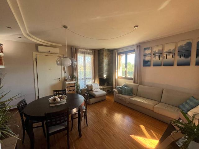 Villa Indipendente in vendita a San Giovanni In Marignano, Reggio Emilia