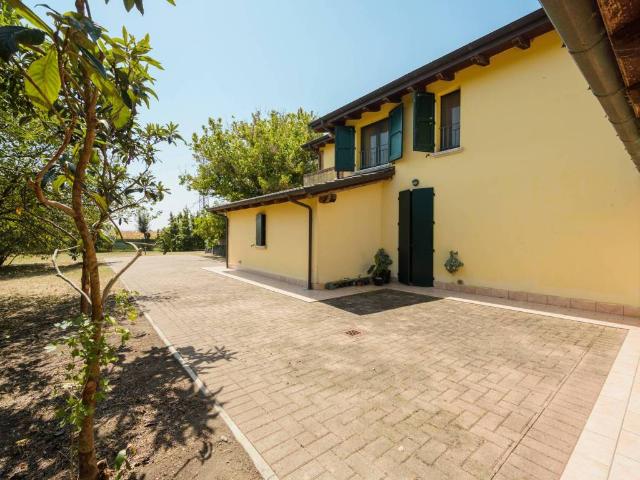 Villa Indipendente in vendita a San Matteo della Decima, San Giovanni in Persiceto