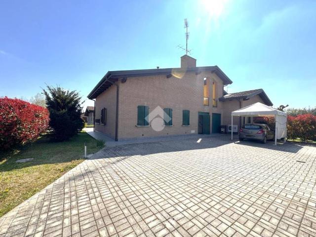 Villa Indipendente in vendita a Unione Terre d'Acqua, San Giovanni In Persiceto