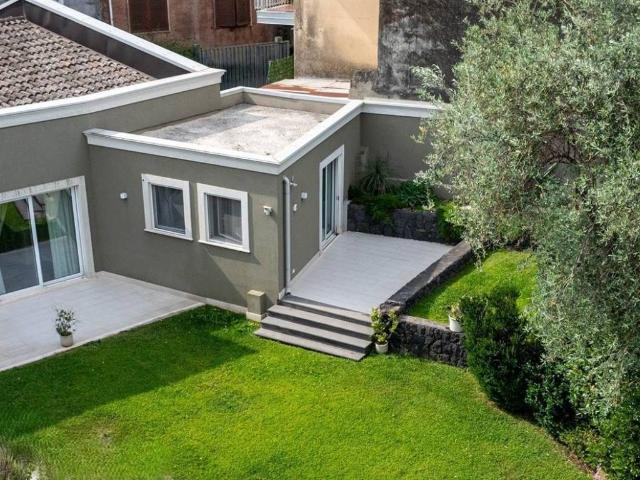Villa Indipendente in vendita a Morgioni, Valverde