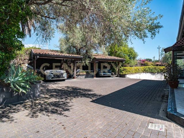 Villa Indipendente in vendita a Villaggio Inchiuso, San Giovanni La Punta