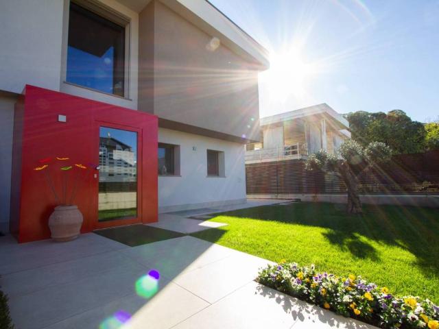 Villa Indipendente in vendita a Pozzo, San Giovanni Lupatoto