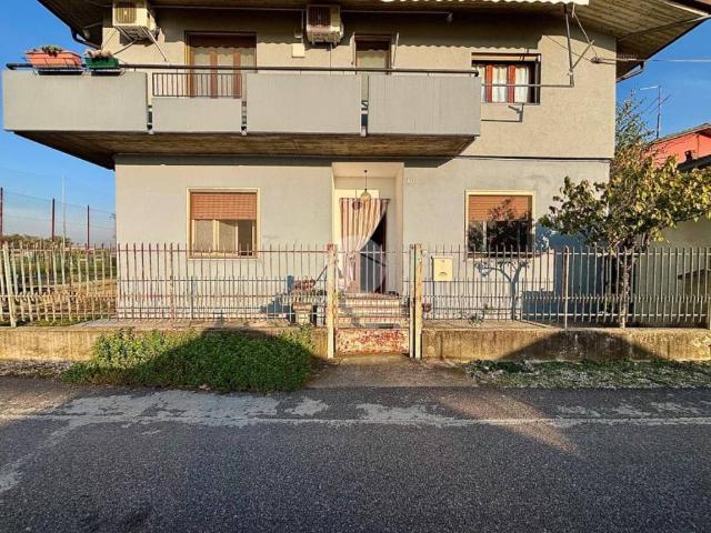 Villa Indipendente in vendita a San Giovanni Lupatoto, Veneto