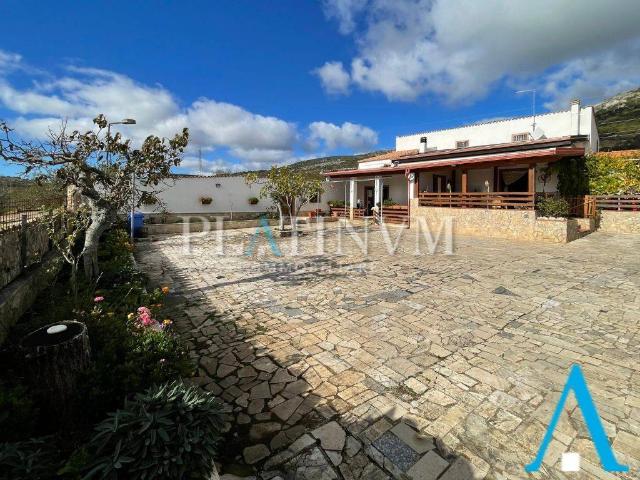 Villa Indipendente in vendita a Puglia, Foggia