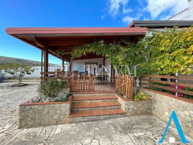Villa Indipendente in vendita a Puglia, Foggia