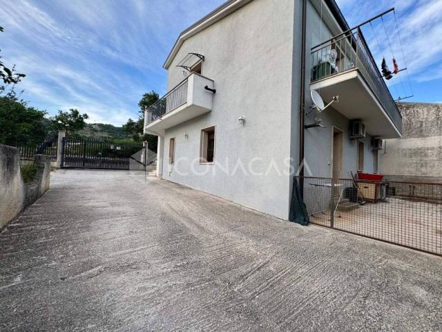 Villa Indipendente in vendita a Puglia, Foggia
