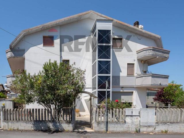 Villa Indipendente in vendita a San Giovanni alta, San Giovanni Teatino