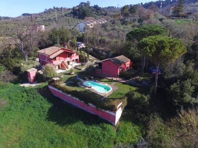 Villa Indipendente in vendita a San Giovanni alta, San Giovanni Teatino
