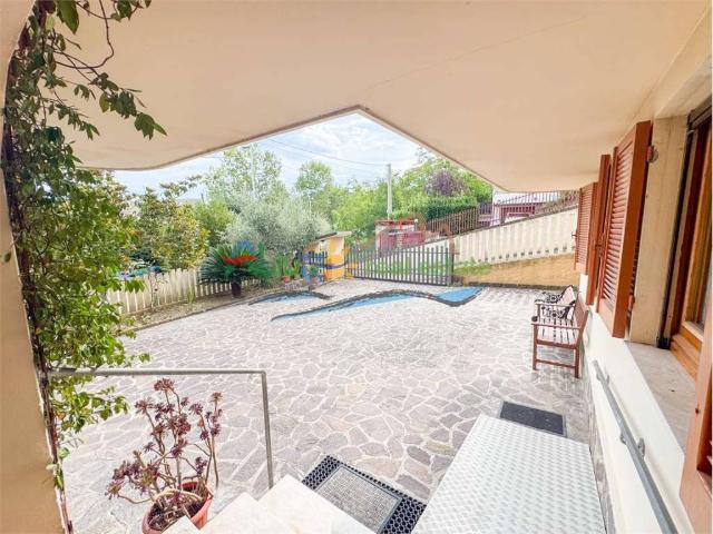 Villa Indipendente in vendita a San Giovanni Teatino, Abruzzo