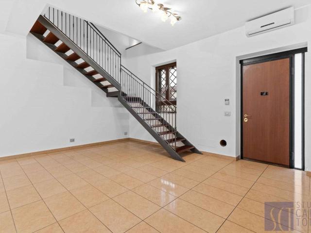 Villa Indipendente in vendita a San Giuliano Milanese, Lombardia