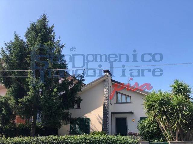 Villa Indipendente in vendita a Piaggia, San Giuliano Terme