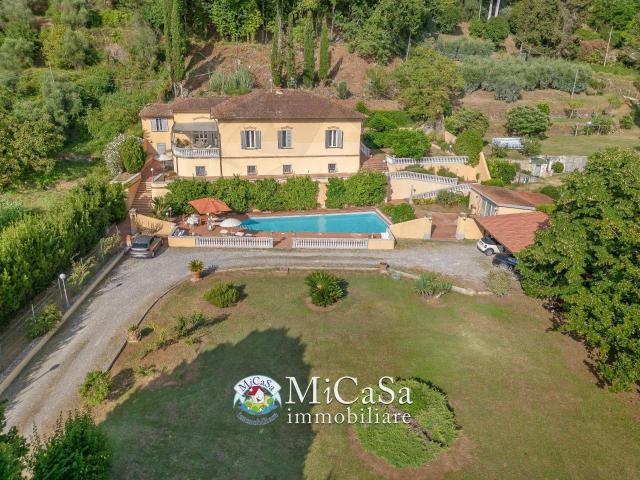 Villa Indipendente in vendita a San Giuliano Terme, Toscana