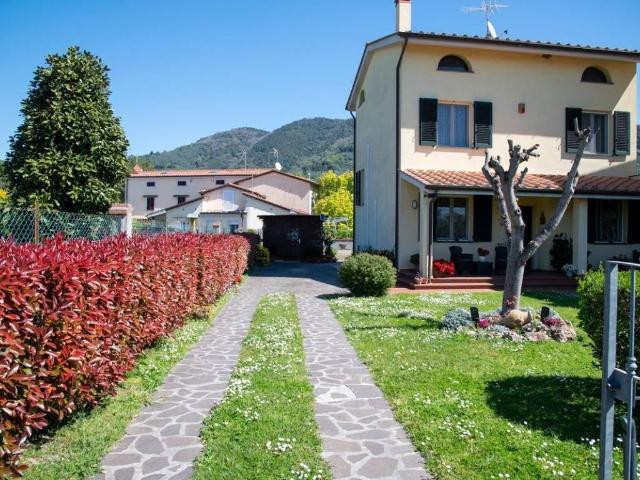 Villa Indipendente in vendita a Gello, San Giuliano Terme