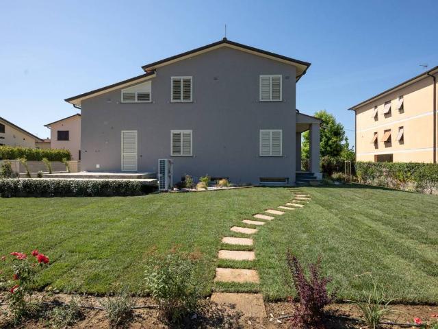 Villa Indipendente in vendita a Colignola, San Giuliano Terme