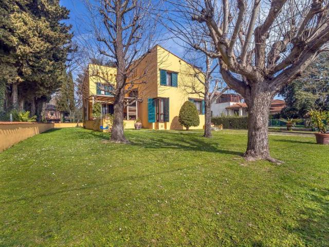 Villa Indipendente in vendita a San Giuliano Terme, Toscana