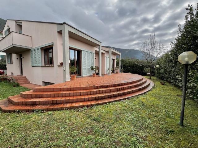 Villa Indipendente in vendita a Asciano, San Giuliano Terme