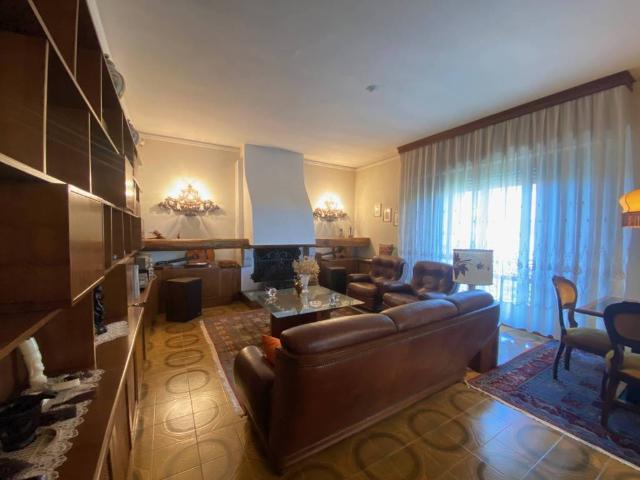 Villa Indipendente in vendita a Piaggia, San Giuliano Terme