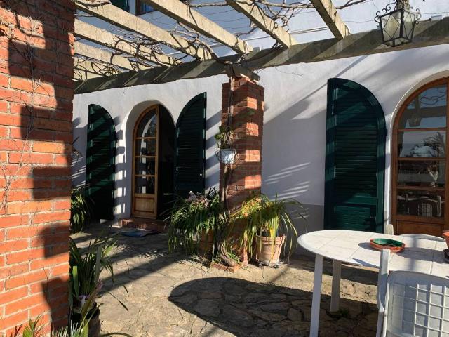 Villa Indipendente in vendita a San Giuliano Terme, Toscana