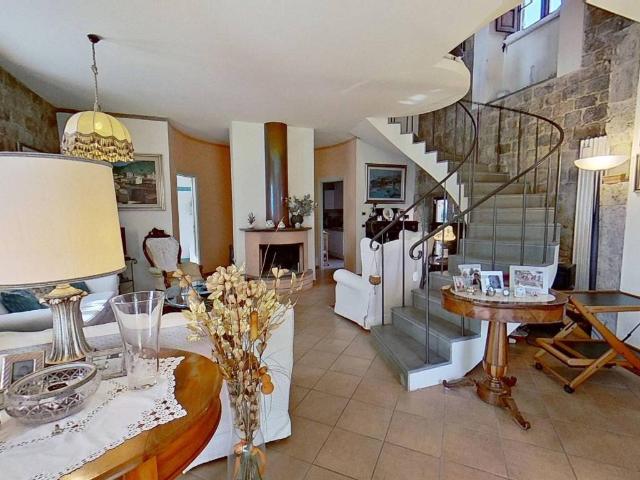 Villa Indipendente in vendita a Campo, San Giuliano Terme