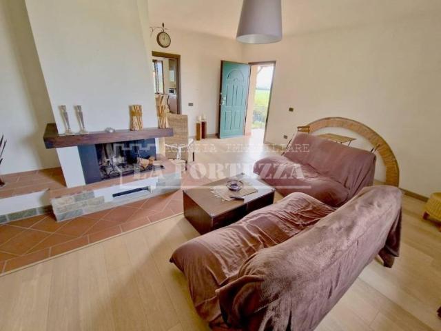 Villa Indipendente in vendita a Campo, San Giuliano Terme