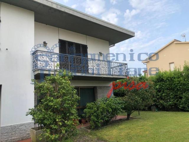 Villa Indipendente in vendita a San Giuliano Terme, Toscana
