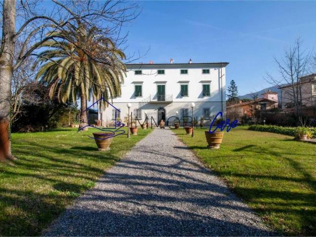 Villa Indipendente in vendita a San Giuliano Terme, Toscana