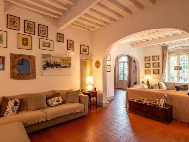 Villa Indipendente in vendita a San Giuliano Terme, Toscana